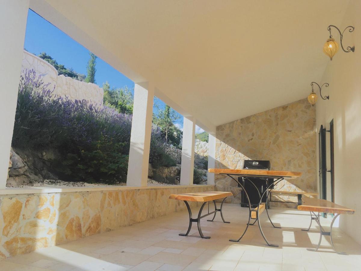Villa Nerium Seget Vranjica Exterior foto
